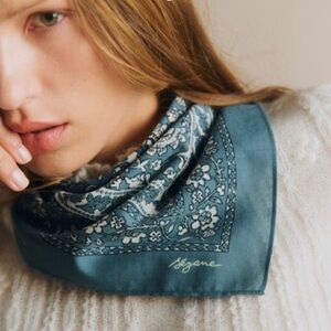 Sézane Organic Cotton Gaston Scarf in Vintage Blue